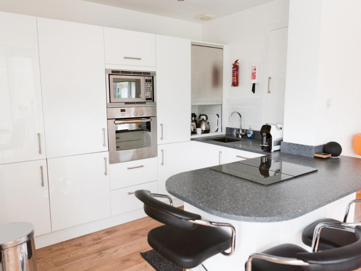 Pass The Keys Stylish 2Bed Rental Unit Glasgow Green Екстериор снимка