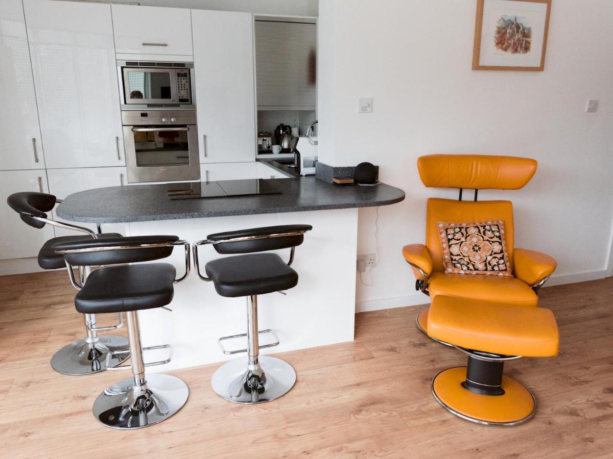 Pass The Keys Stylish 2Bed Rental Unit Glasgow Green Екстериор снимка