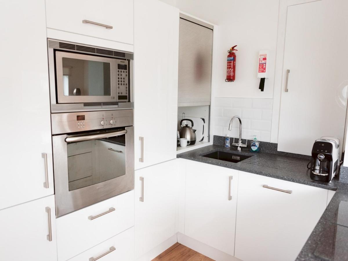 Pass The Keys Stylish 2Bed Rental Unit Glasgow Green Екстериор снимка